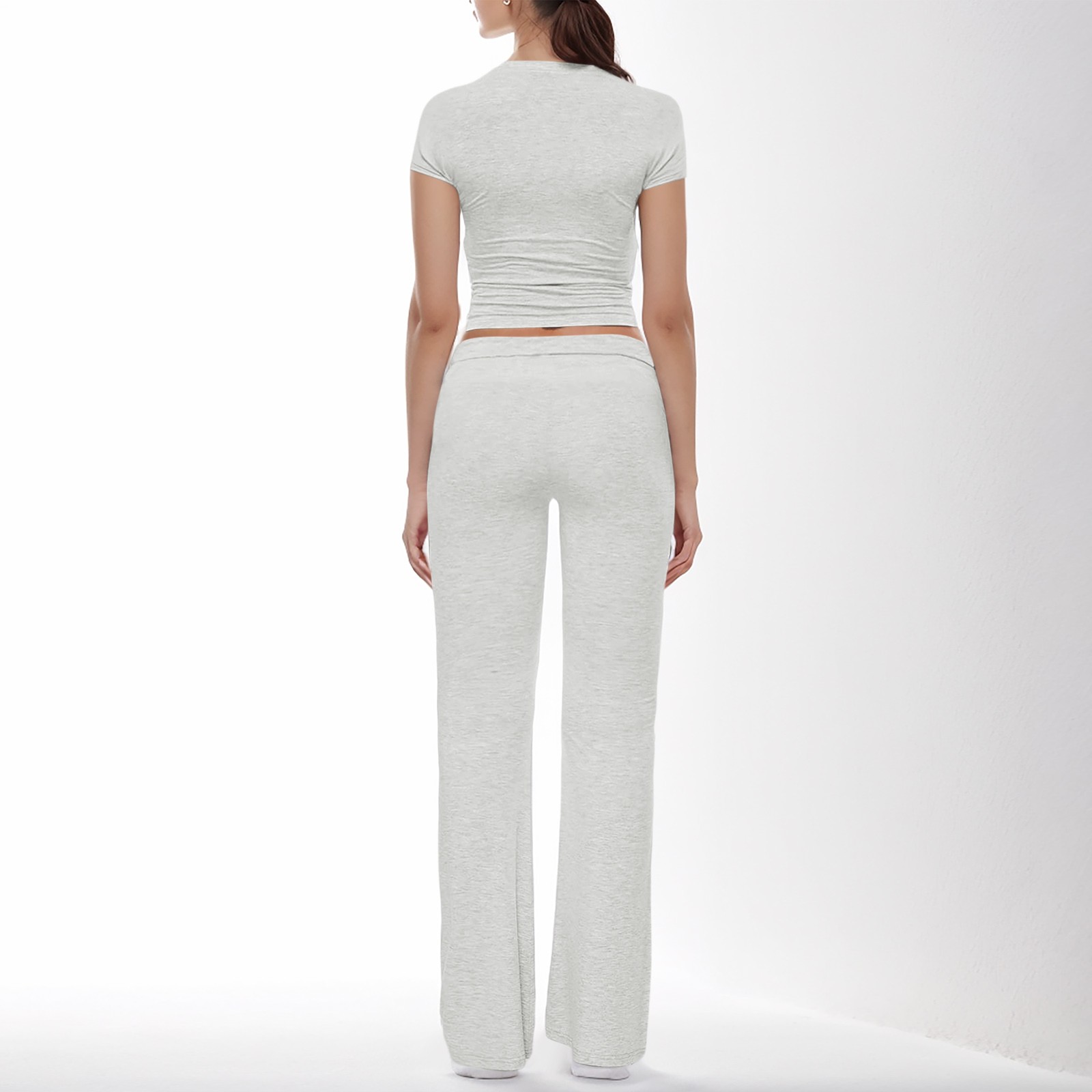 thumbnail image 4 of Conjunto de 2 piezas para mujer: top corto de manga corta y pantalones rectos, estilo deportivo informal, tallas reales para primavera/verano, 4 of 6